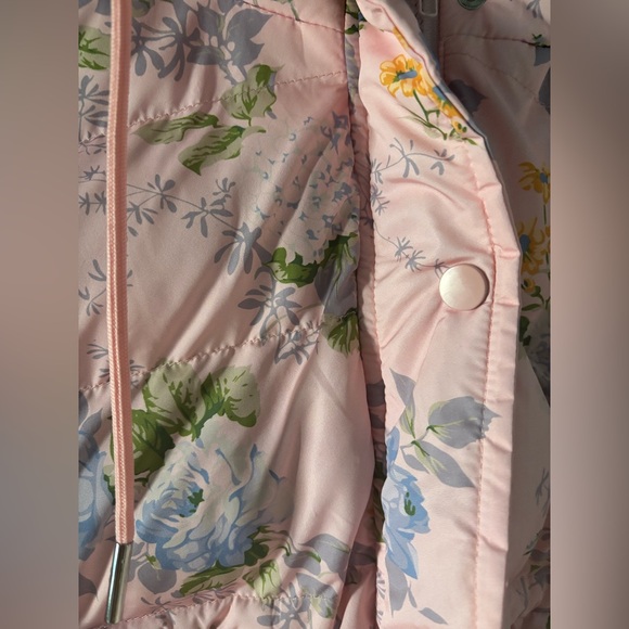 TCEC Pink and Floral Puffer Jacket - Picture 4 of 6